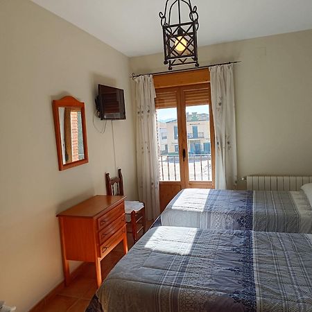 Casa Rural El Botanico Casatejada 外观 照片